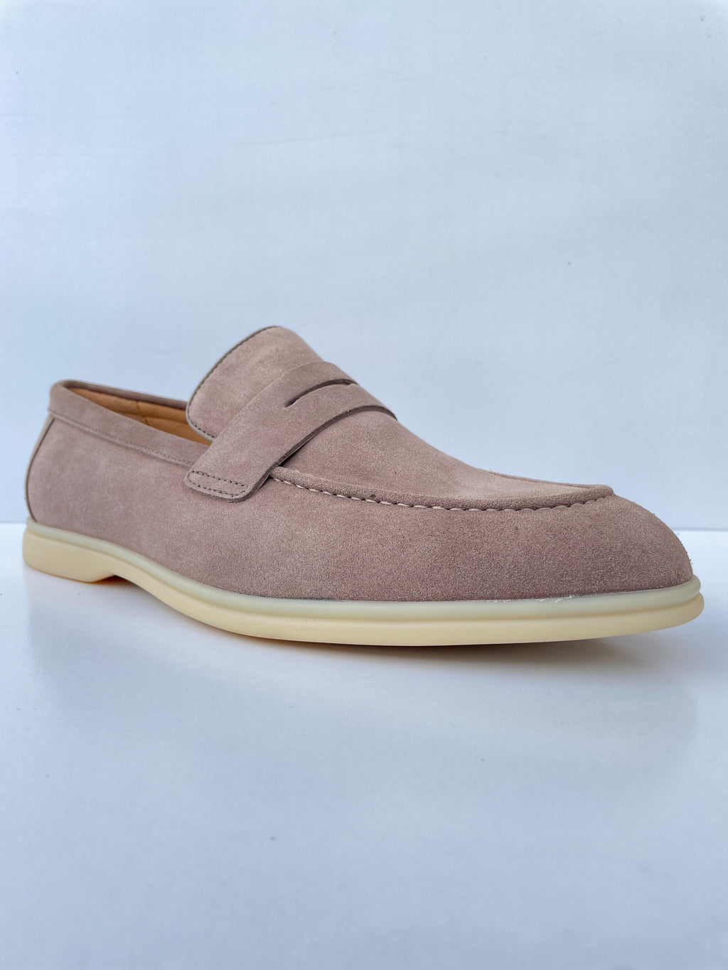 Mocassins Homme Daim: Le Secret d'une Élégance Discrete